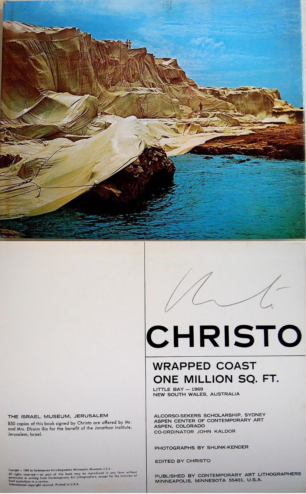 CHRISTO Fine HAND SIGNED Photo Poster painting ART BOOK Wrapped Coast Australia MINT CONDITION