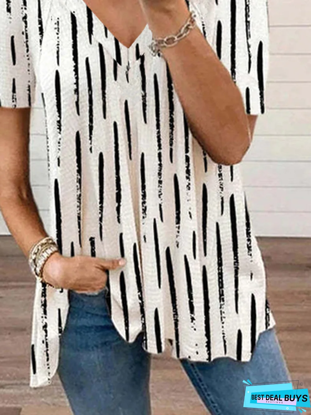 Loosen V Neck Striped Short Sleeve T-Shirt