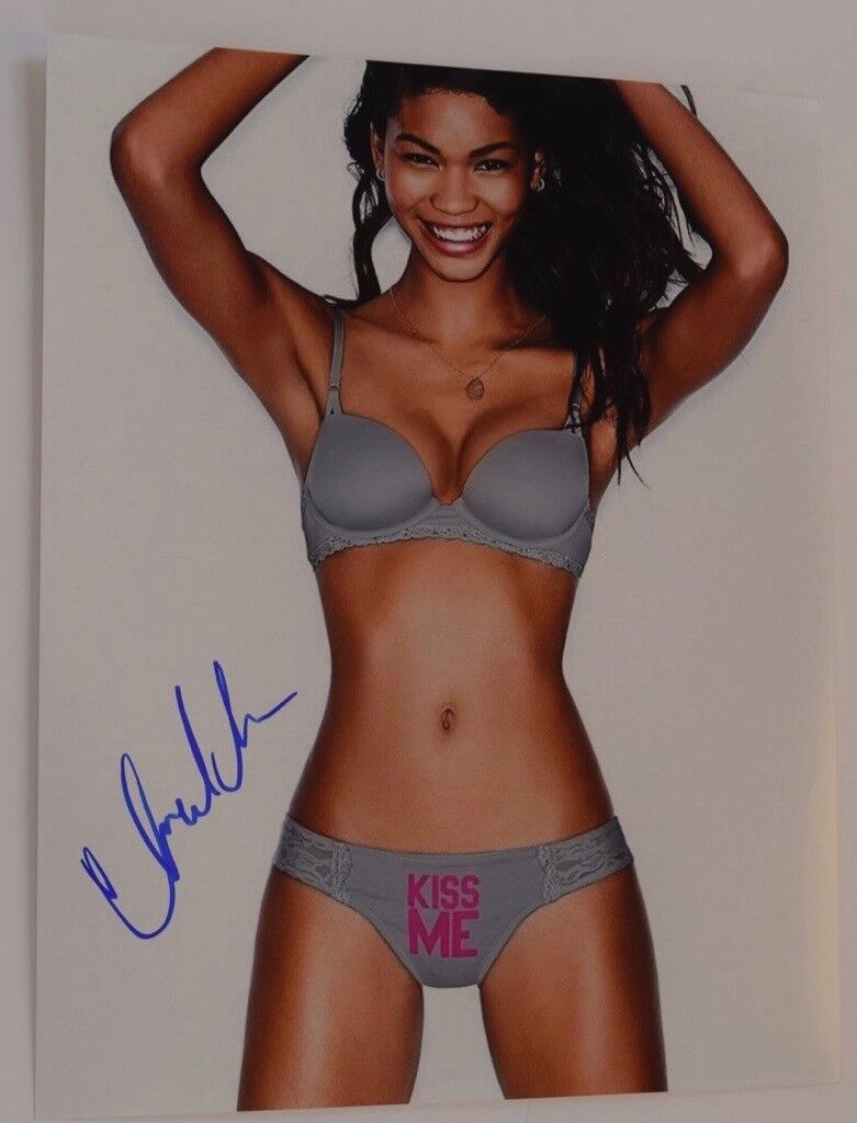 Chanel Iman Signed Autographed 11x14 Photo Poster painting Hot Sexy SI Swimsuit Model COA VD