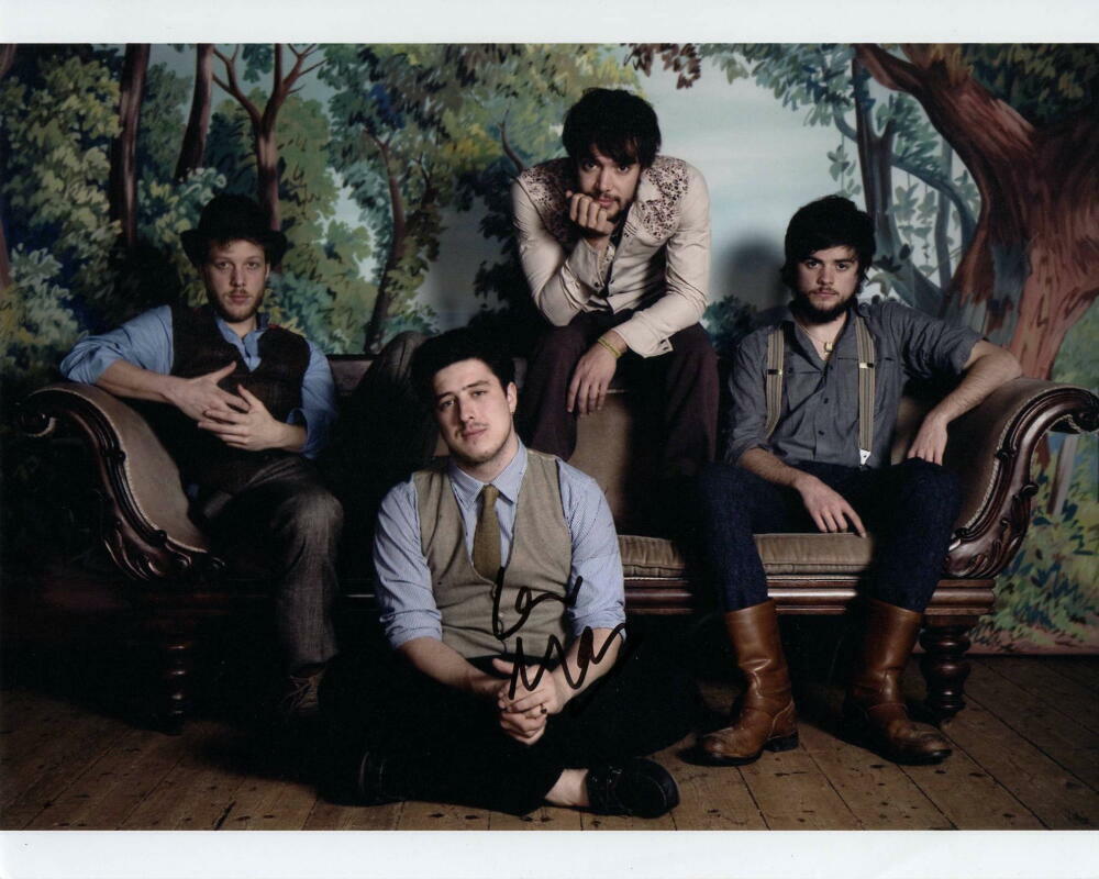 MARCUS MUMFORD SIGNED AUTOGRAPH 8x10 Photo Poster painting - & SONS, WILDER MIND, BABEL, DELTA