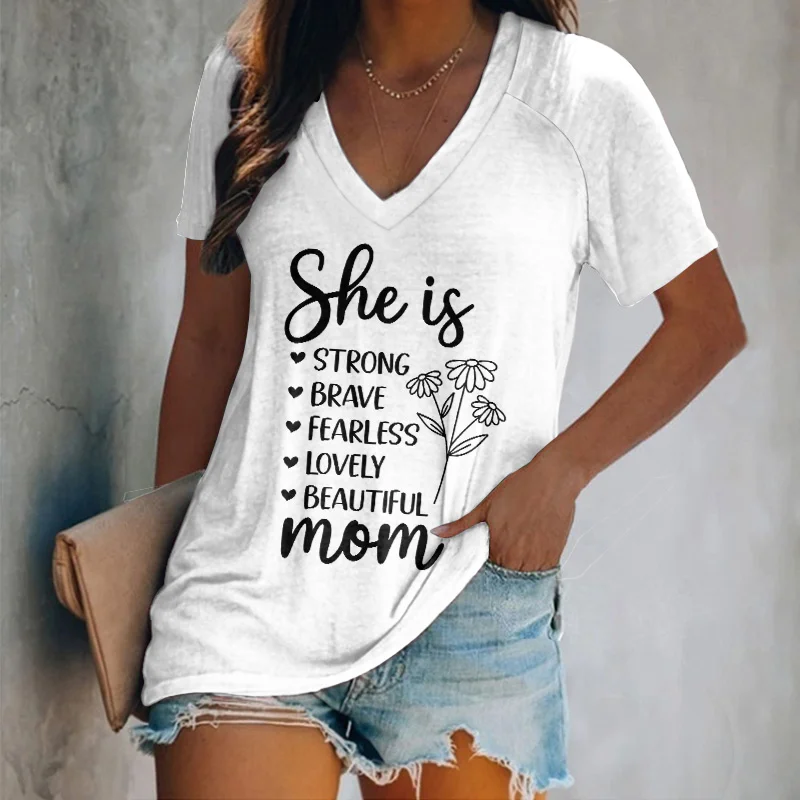 Mother's Day She Is Mom Printed V-Neck Casual T-Shirt