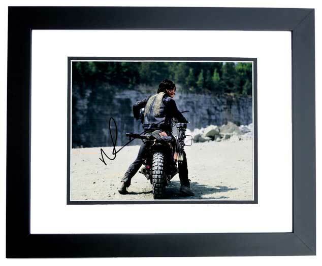 Norman Reedus Signed The Walking Dead - Daryl Dixon 11x14 inch Photo Poster painting - FRAMED