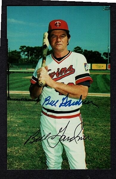 1982 BILL GARDNER-MINNESOTA TWINS AUTOGRAPHED COLOR POSTCARD Photo Poster painting-NM