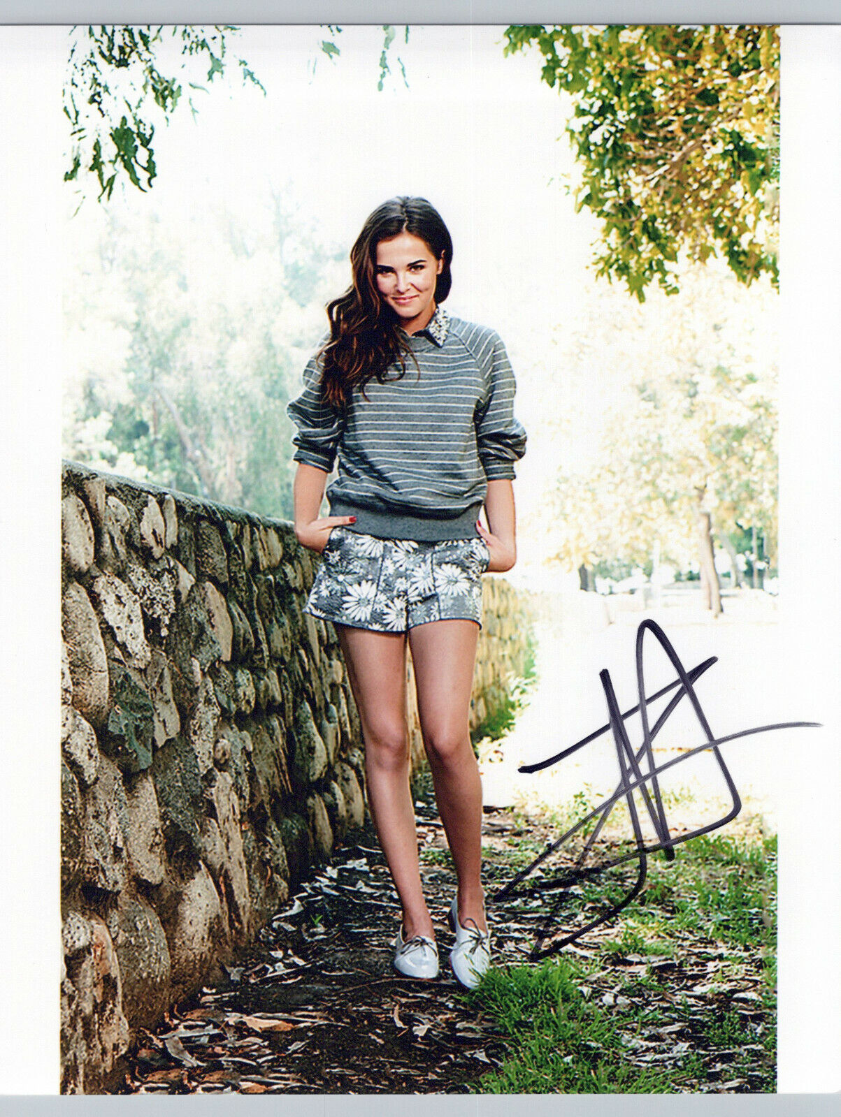 Zoey Deutch glamour shot autographed Photo Poster painting signed 8x10 #13