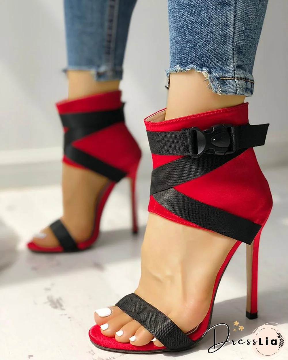 Splicing Bandage Peep-toe High Heeled Sandals