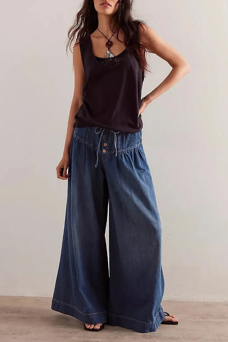 Loose Fit Wide-Leg Jeans 