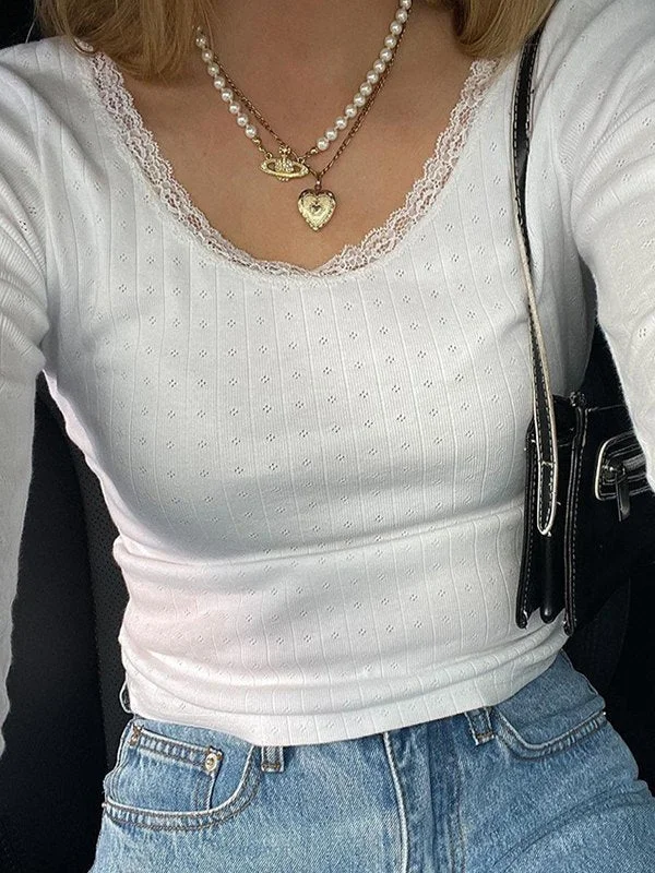 Brownm long sleeve knit top with lace trim