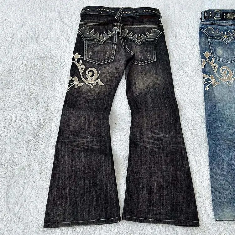 Retro Japanese-style Patchwork Embroidered Flared Jeans