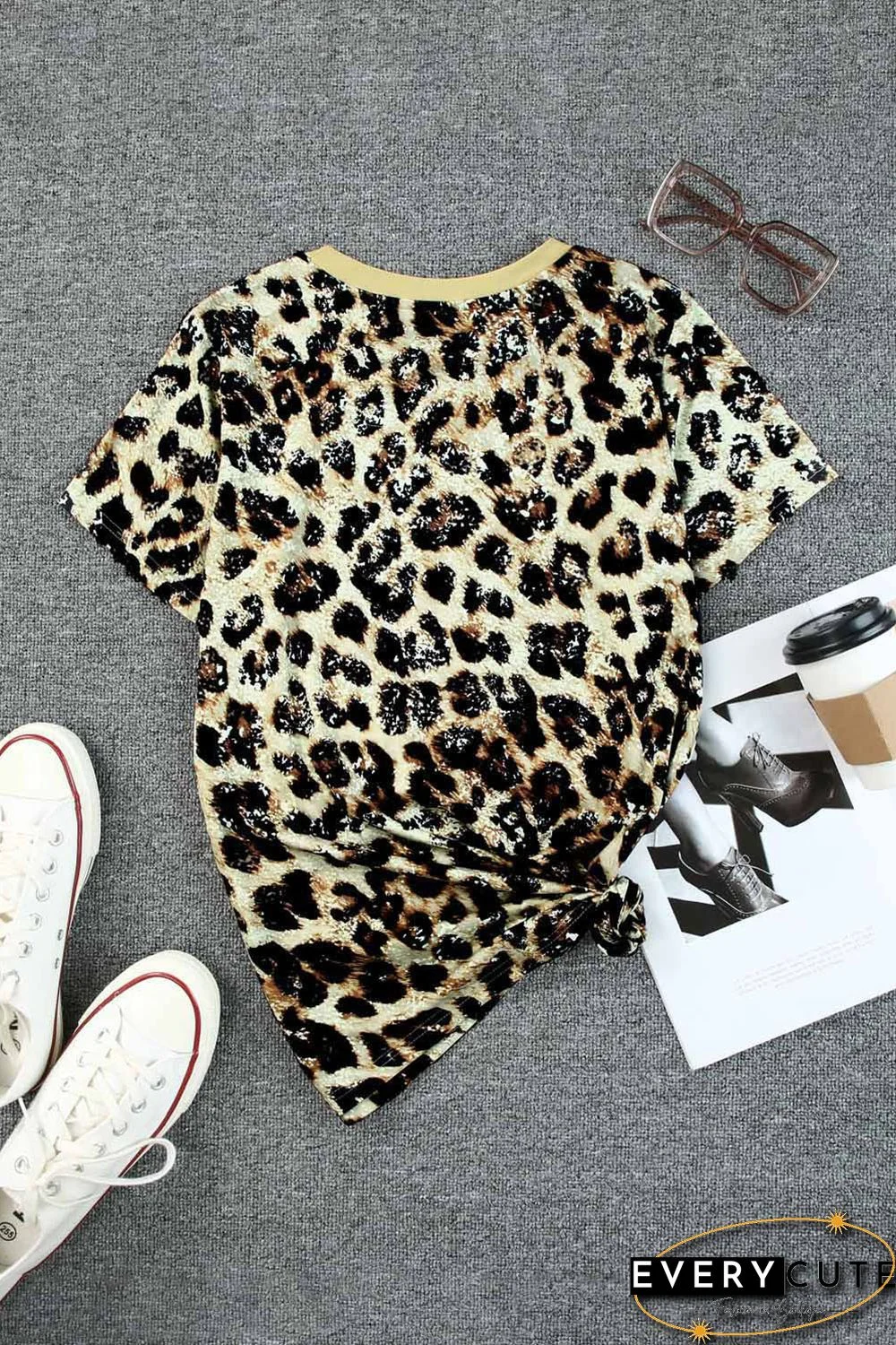 Leopard PRAY Print Bleached T-shirt