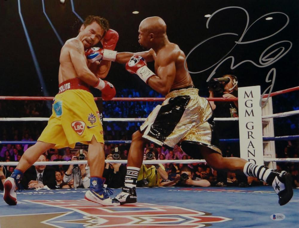 Floyd Mayweather Autographed 16x20 vs Pacquiao Photo Poster painting- Beckett Auth