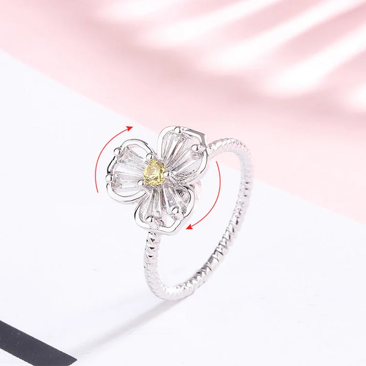 Adjustable Flower Spinner Anxiety Ring