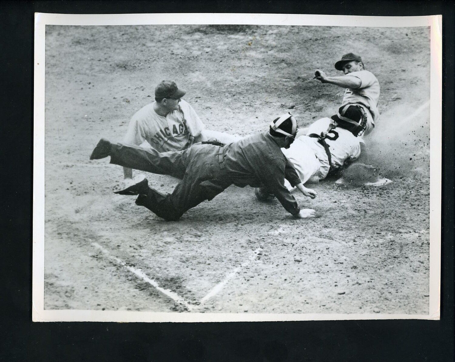 Joe Garagiola & Frank Baumholtz 1952 Type 1 Press Photo Poster painting Pittsburgh Pirates Cubs