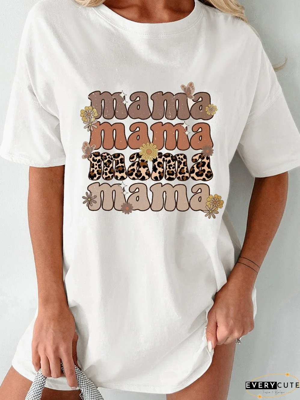 Leopard Mama Daisy Print White Crewneck Tee