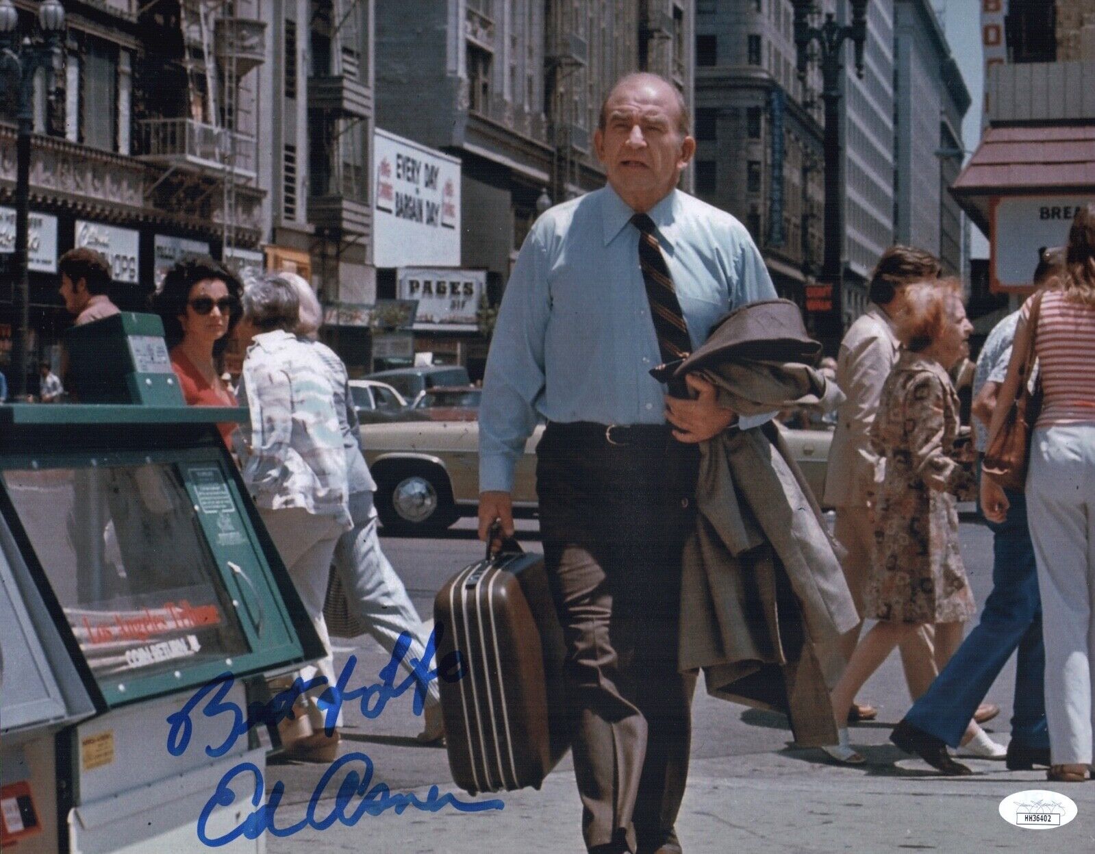 ED ASNER Signed 11x14 Photo Poster painting LOU GRANT Mary Tyler IN PERSON Autograph JSA COA