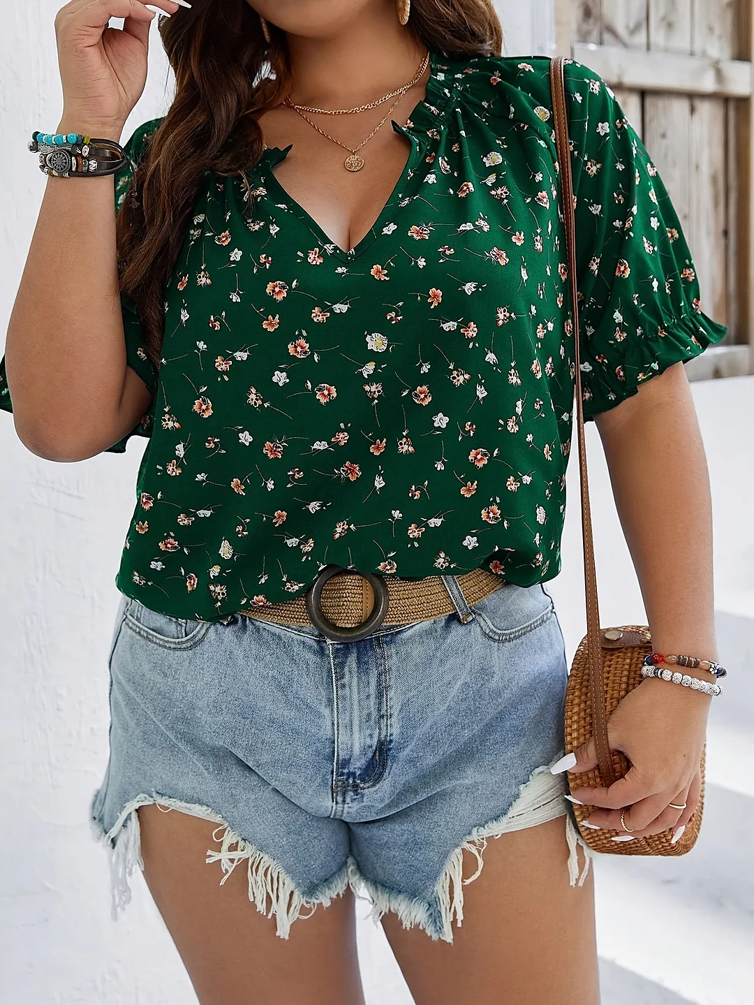 Uveng Uveng Plus-Size Women's Temperament Commuter Print V-Neck Short-Sleeved T-Shirt