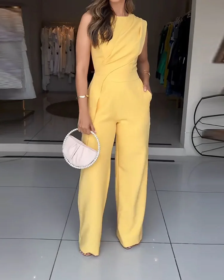 Solid color sleeveless jumpsuit 