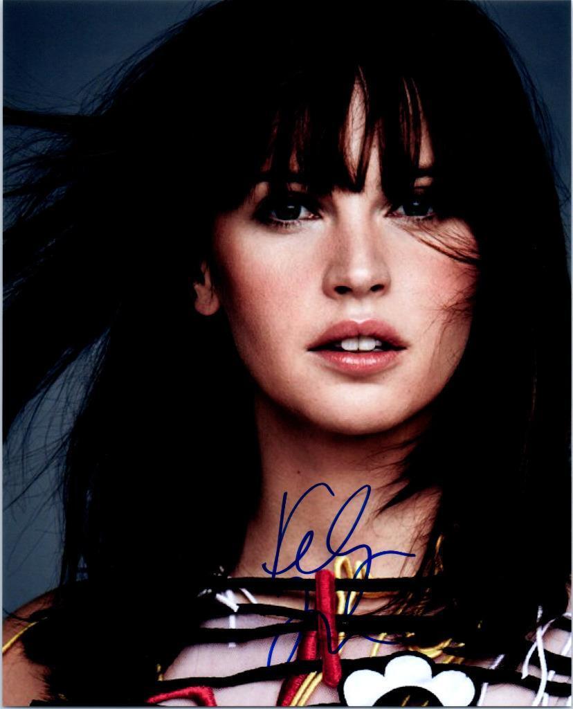 Felicity Jones 8x10 autographed Photo Poster painting signed Picture amazing and COA