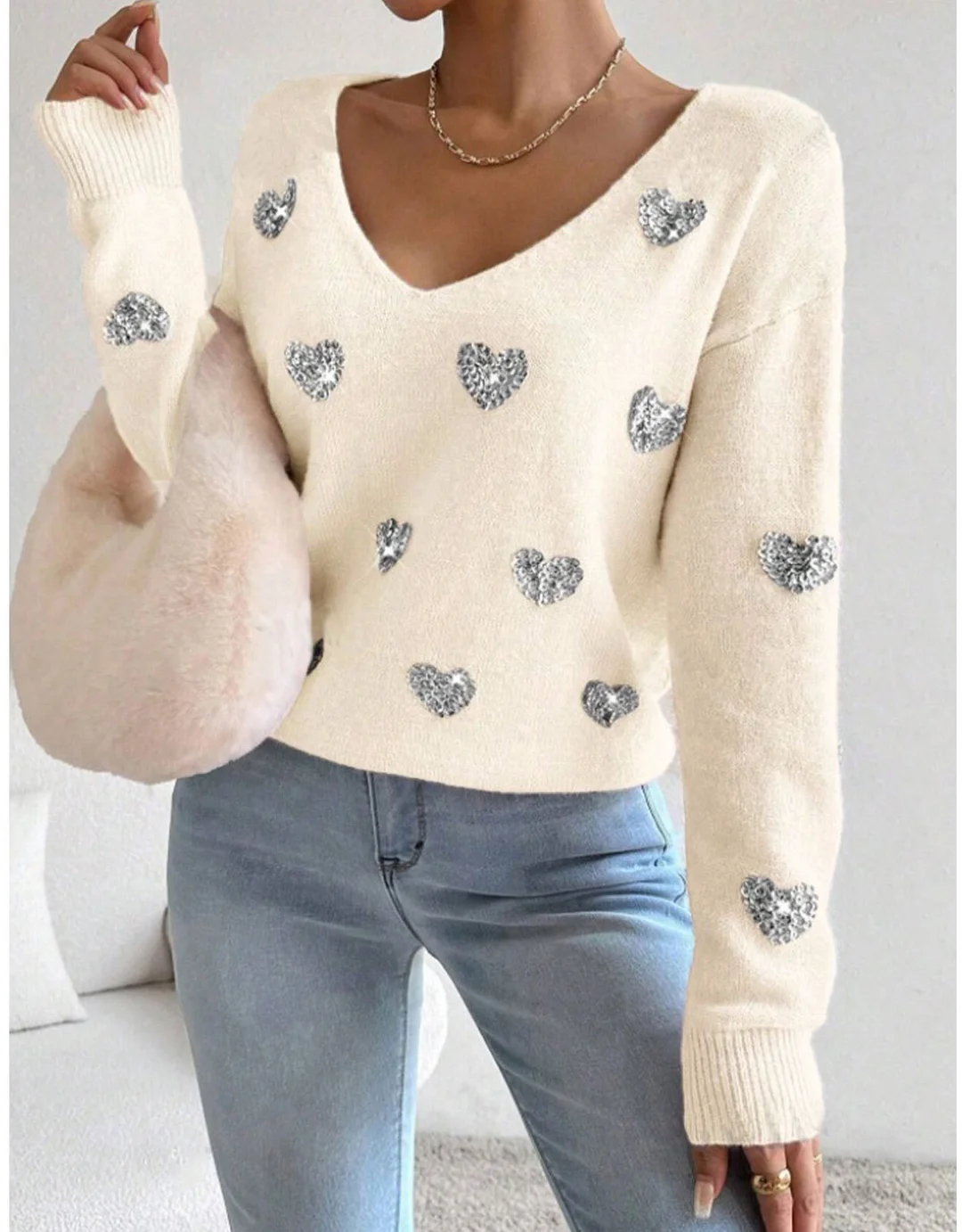 Athvotar Athvotar And Winter Valentine's Day Design Slid Love Embroidery V Collar Sweater Female Top