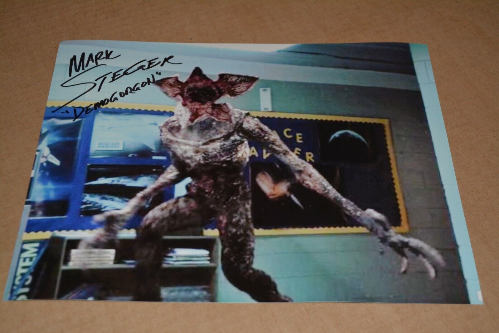 MARK STEGER signed autograph In Person 8x10 (20x25cm) STRANGER THINGS