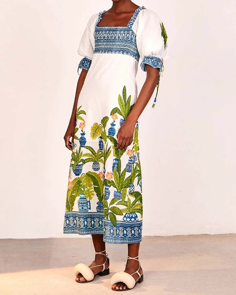 Square neck positioning print dress