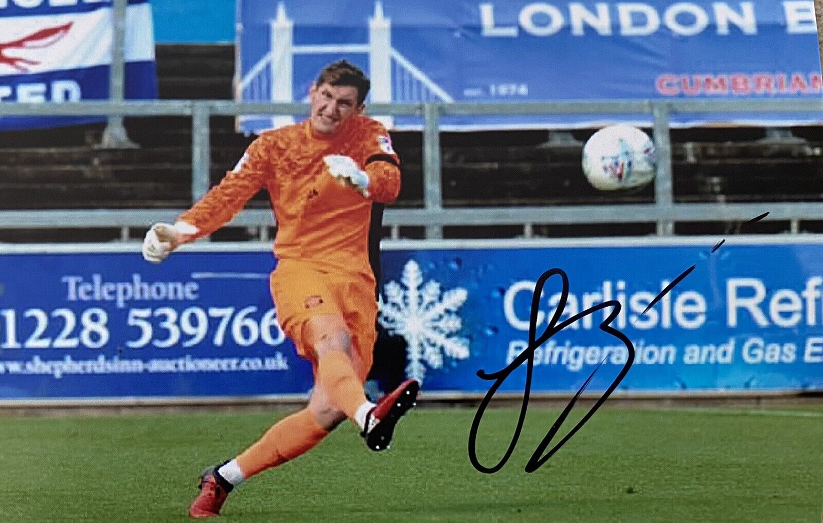 Jack Bonham Genuine Hand Signed Carlisle United 6X4 Photo Poster painting