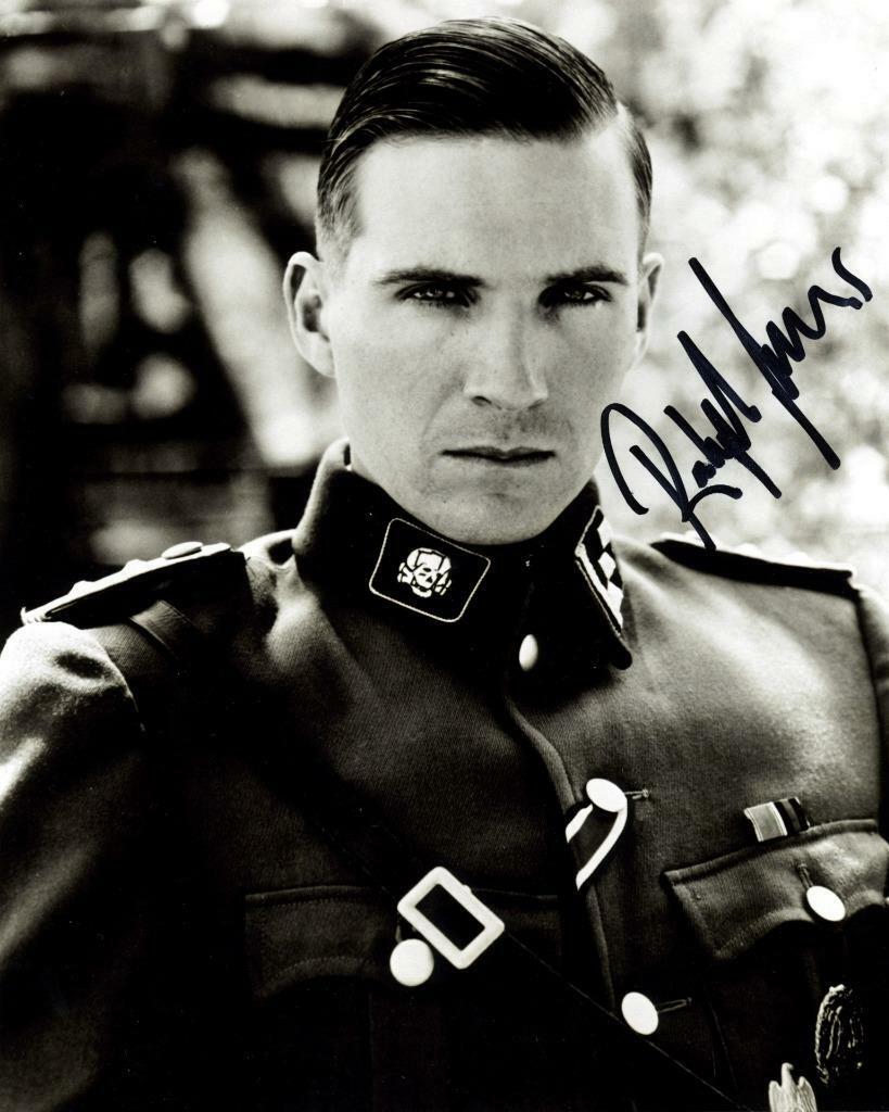 RALPH FIENNES Schindlers List SIGNED AUTOGRAPHED 10 X 8 REPRODUCTION Photo Poster painting PRINT