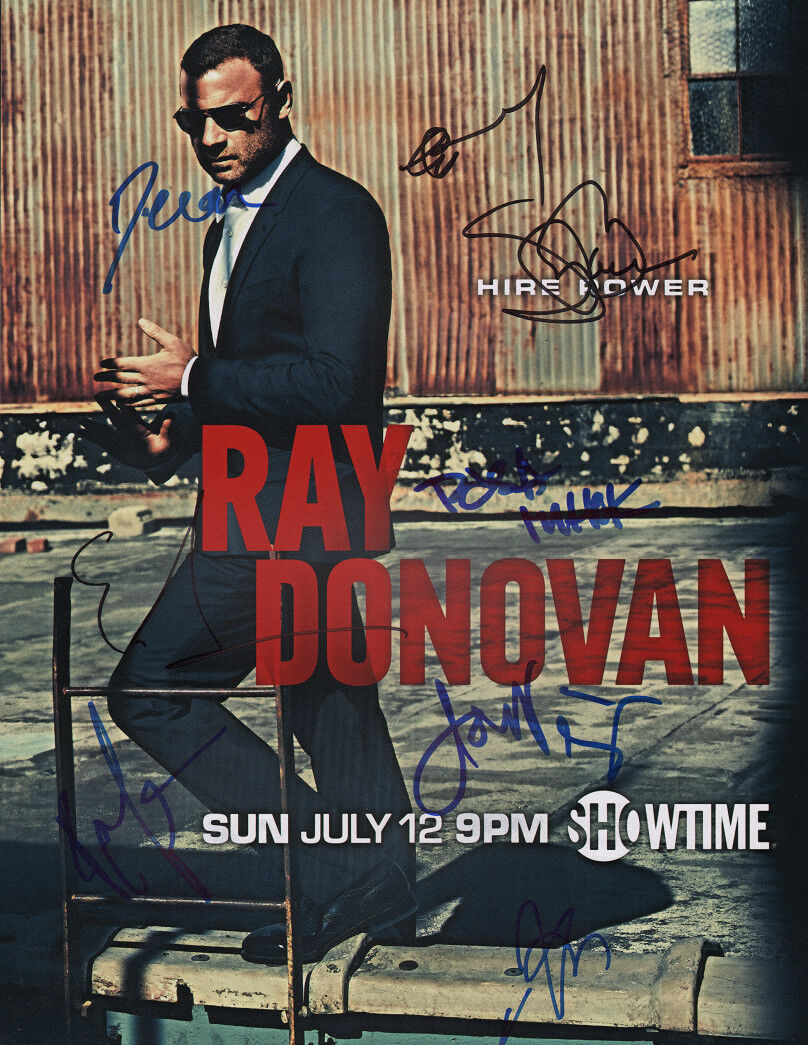 ~~ RAY DONOVAN Cast(x8) Authentic Hand-Signed Jon Voight