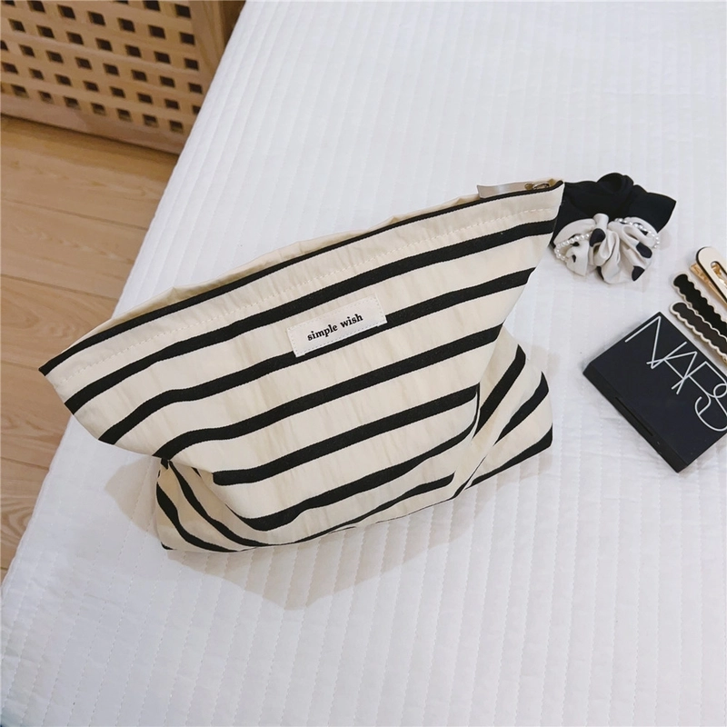 Women’s Small All Seasons Canvas Stripe Basic Square Zipper Cosmetic Bag