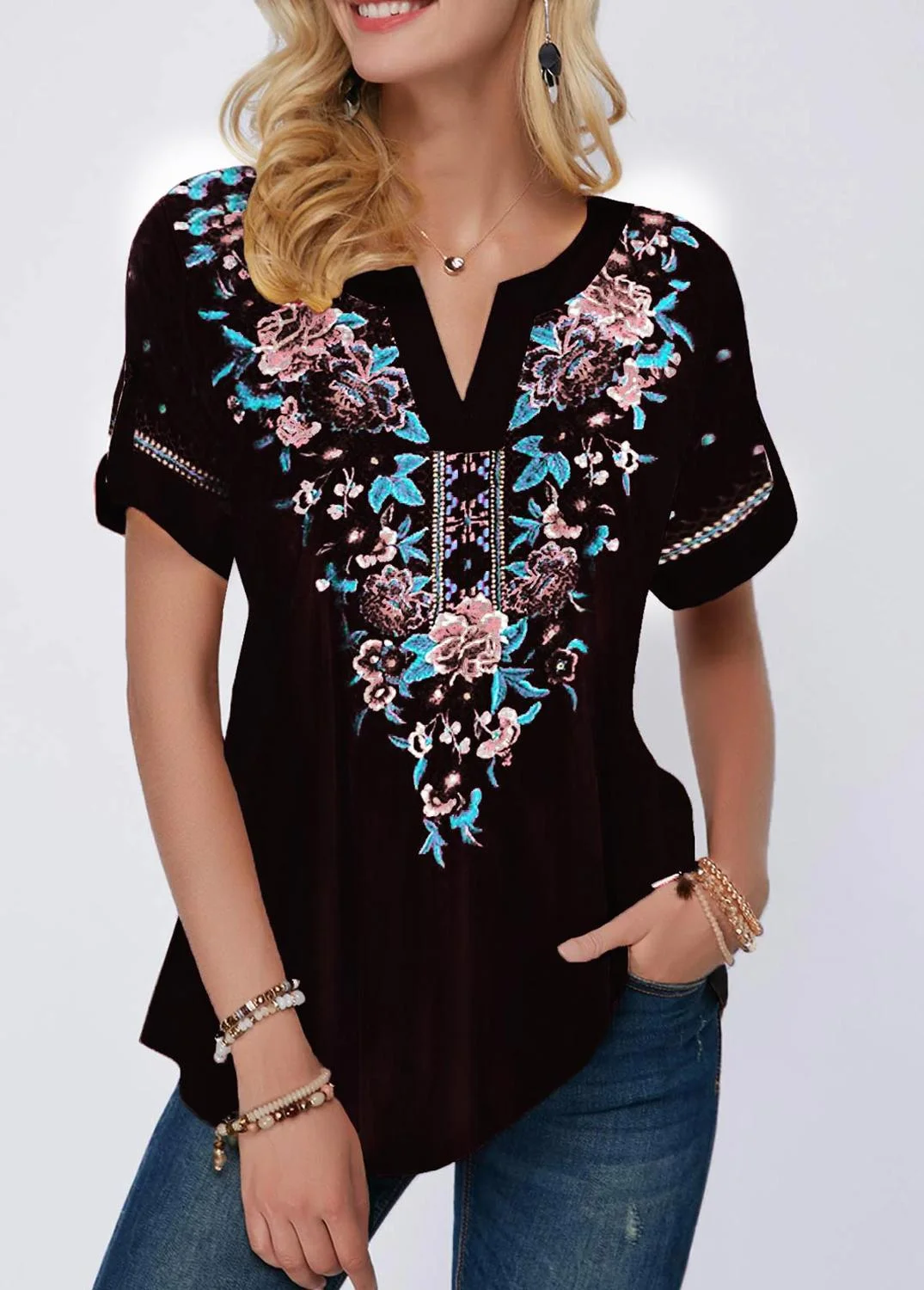 Vintage Women 3D Floral Printed Blouse Summer 2020 Casual V-Neck Patchwork Tops Shirt Ladies Elegant Loose Blouse 5XL Plus Size