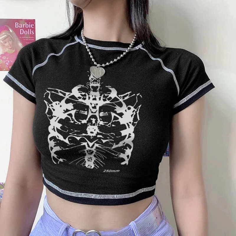 Y2K SKULL STERNUM PRINT CROP TOP