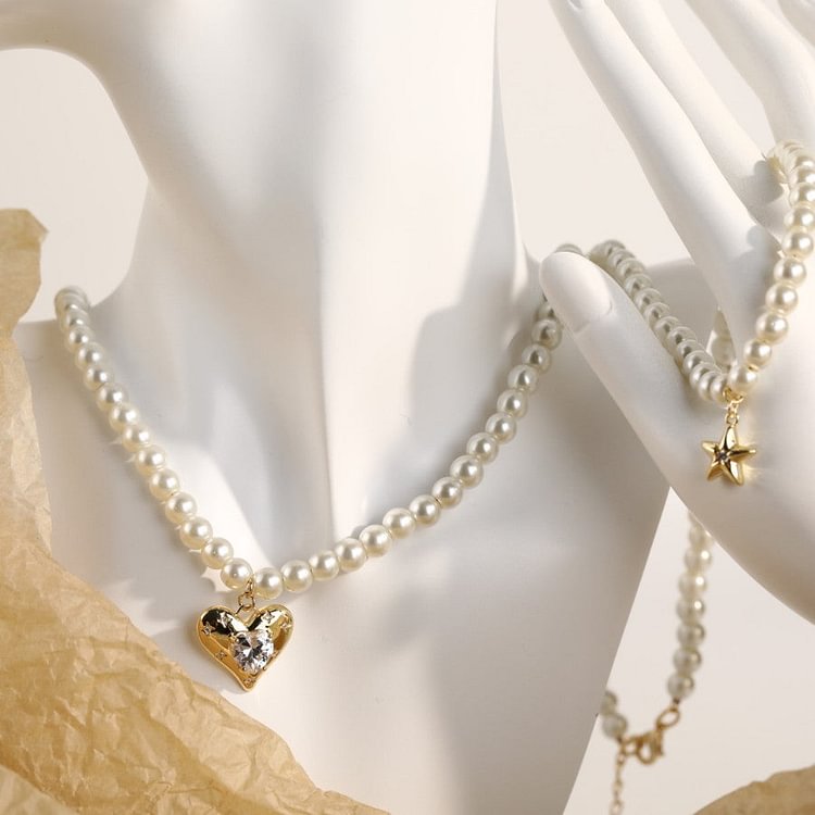 Fashion Heart Design Pearl Necklace
