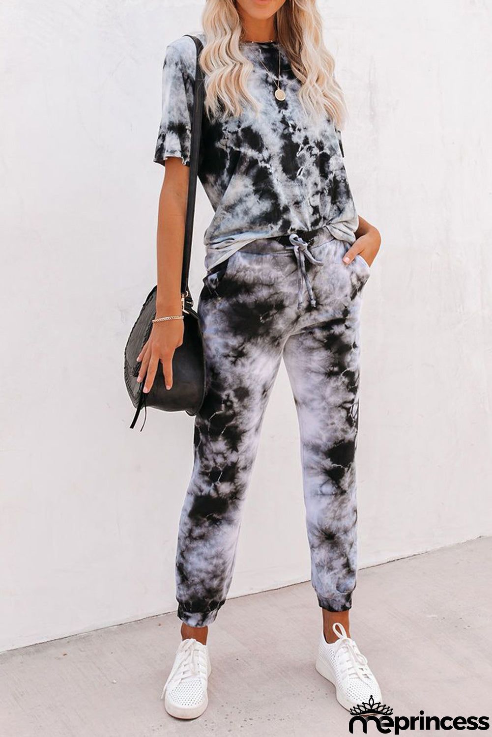 Tie-dye Tee and Sweatpants Sports Wear