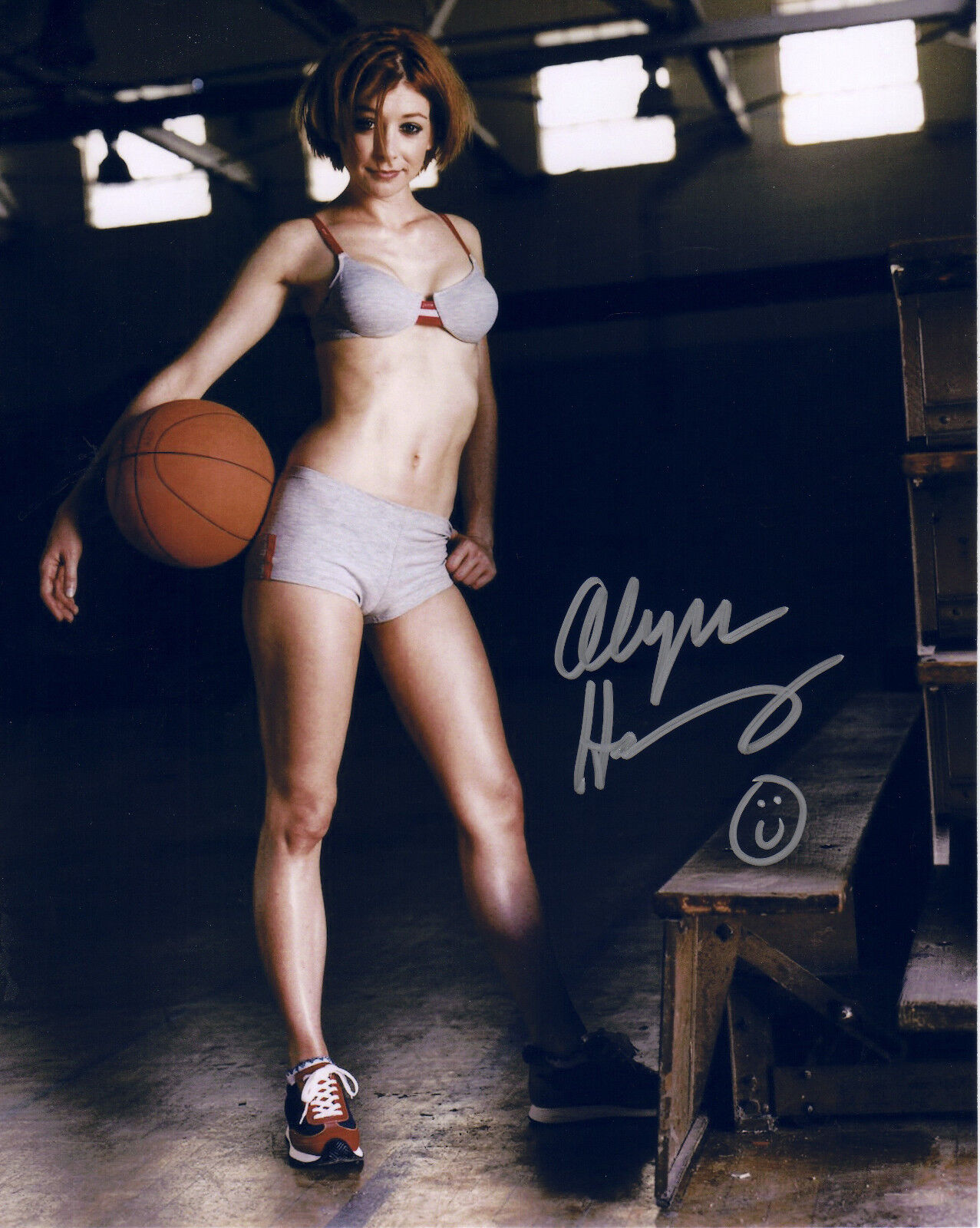 ALYSON HANNIGAN AUTOGRAPH SIGNED PP Photo Poster painting POSTER 12