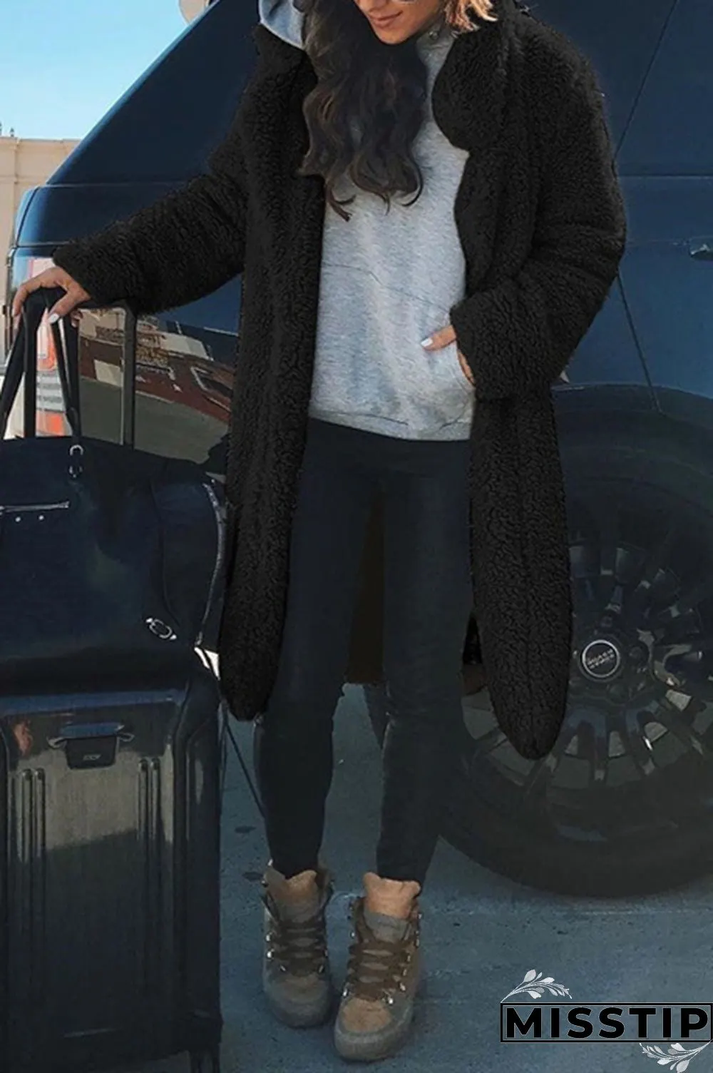 Black Fashion Turndown Collar Pocket Long Sleeved Coat