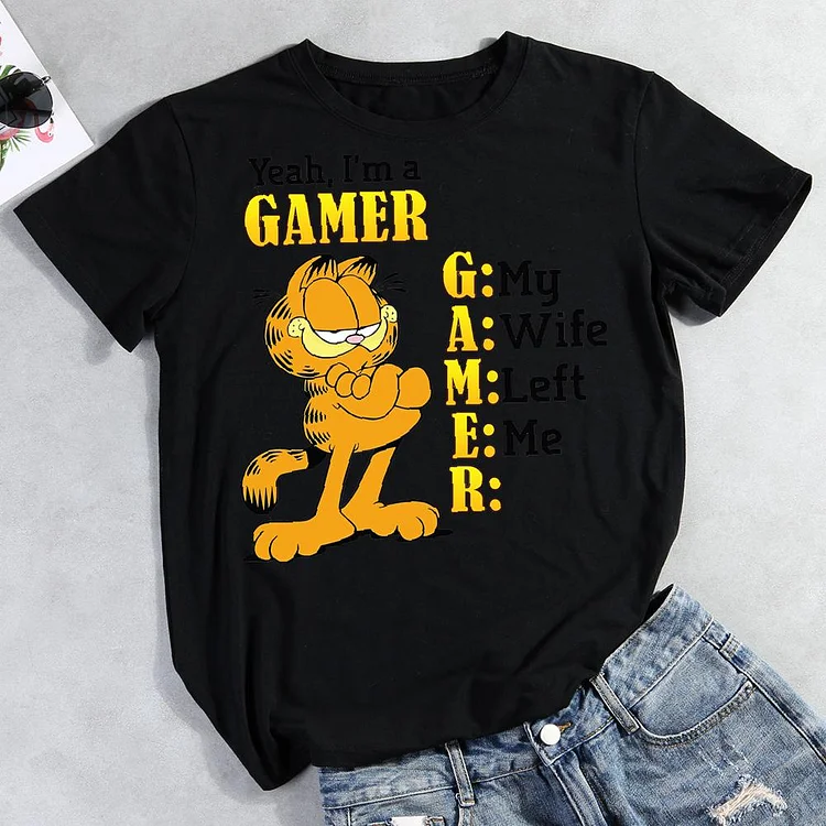 Yeah I'm a Gamer Round Neck T-shirt-Annaletters