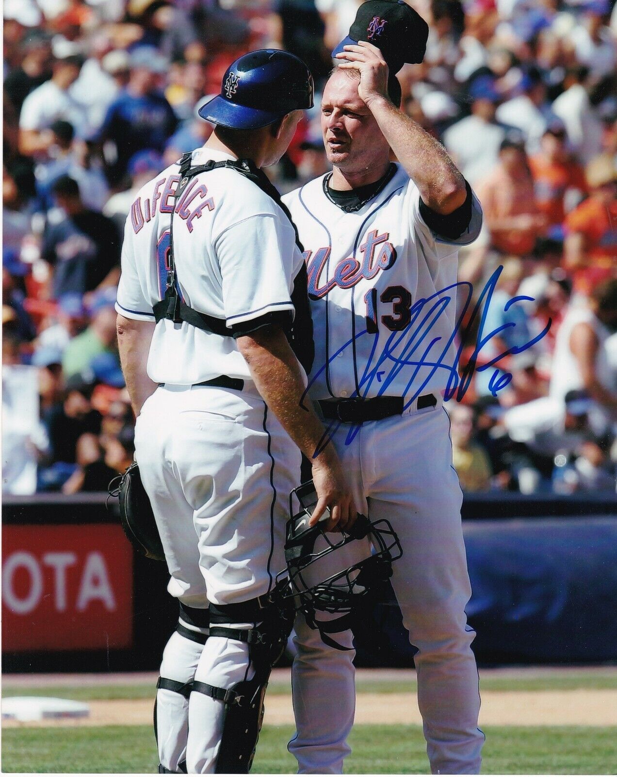 MIKE DIFELICE NEW YORK METS ACTION SIGNED 8x10