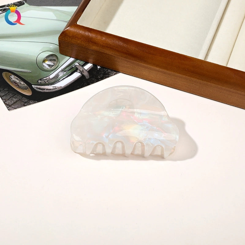 Women’s Minimalist Classic Style Solid Color PVC Hair Claws