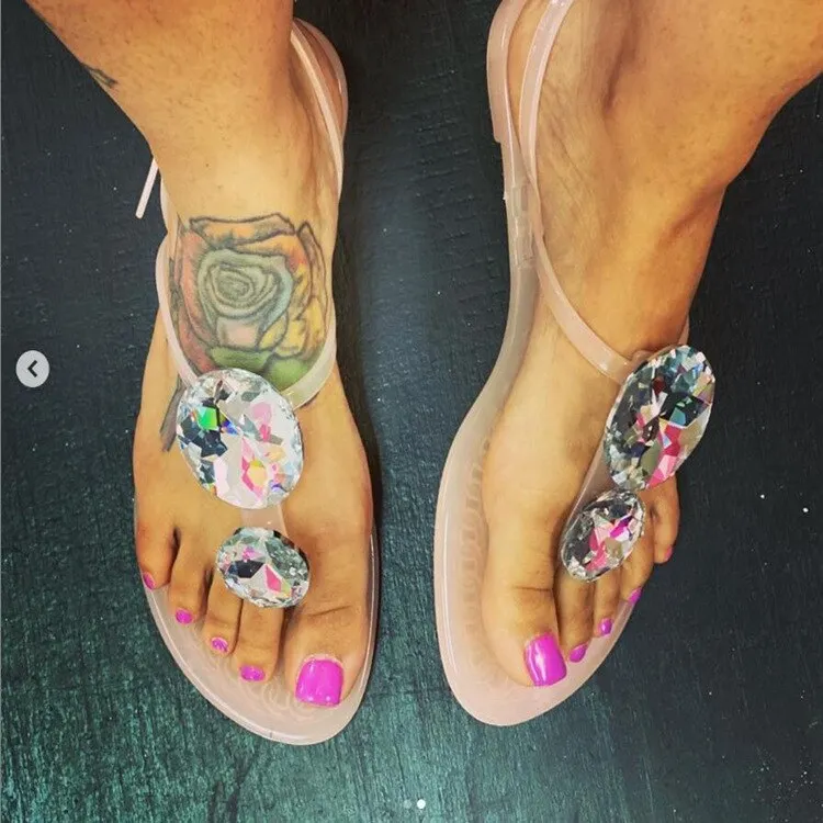 Slippers for Women Plus Size Diamond Jelly Slippers Comfy Women's Slippers for Home Fashion Transparent Flat Beach Slippers