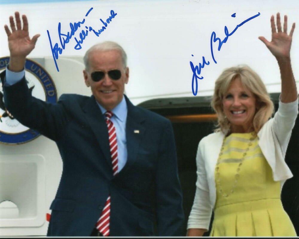 PRESIDENT JOE BIDEN & FIRST LADY JILL BIDEN SIGNED AUTOGRAPH 8X10 Photo Poster painting - ACOA