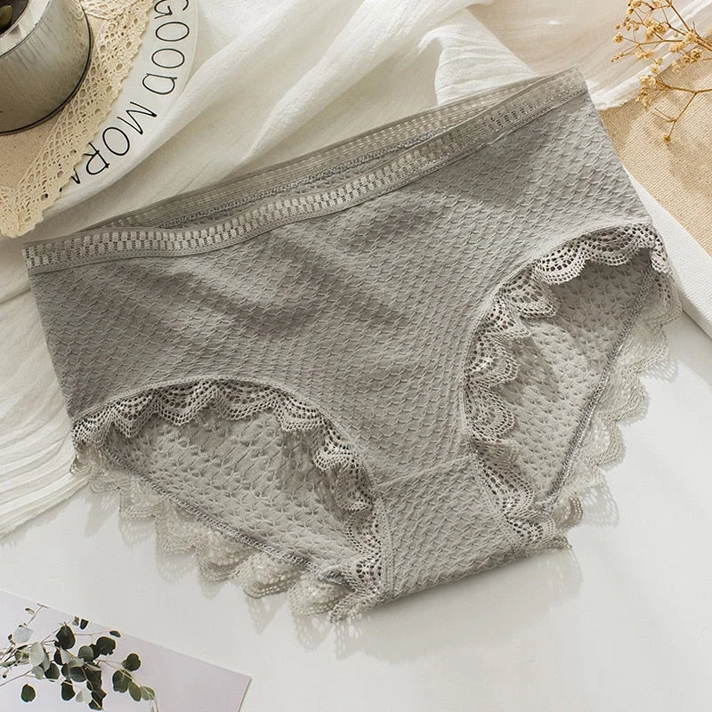 Women's Cotton Underwear Sexy Lace Panties Med Waist Seamless Briefs Plus Size Fashion Invisible Underpants Female Sexy Lingerie