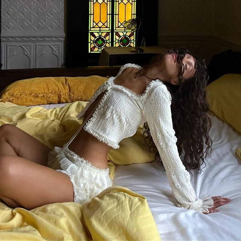 Uveng Uveng 2023 New French Square Collar Knit With Cardigan Long Sleeve Top Fashion Temperament Cake Short Skirt Suit