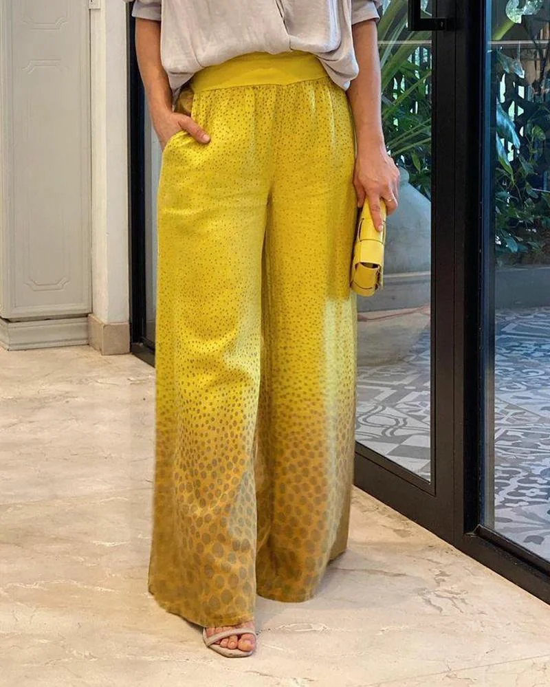 Set of solid color V-neck top & printed slacks