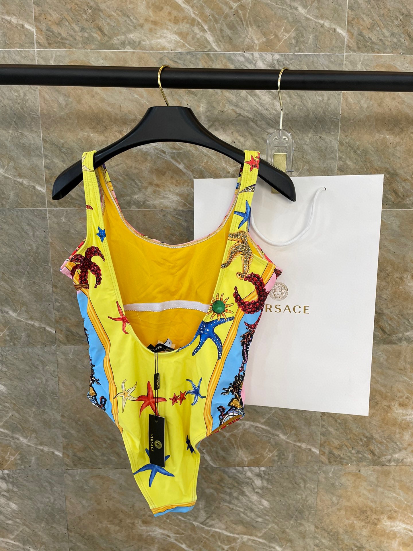 93ecc94eadcefcb4dee11f00c2b45c4a