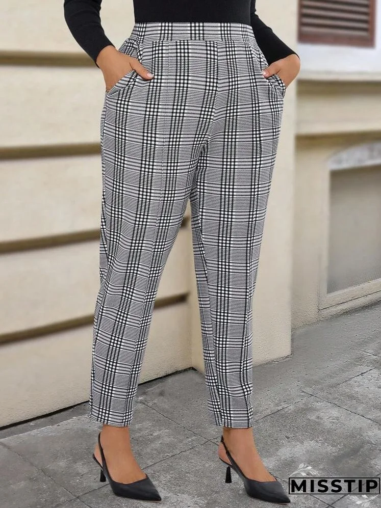 Plus Size Autumn Casual Vintage Plaid Angled Pocket Tapered Pants