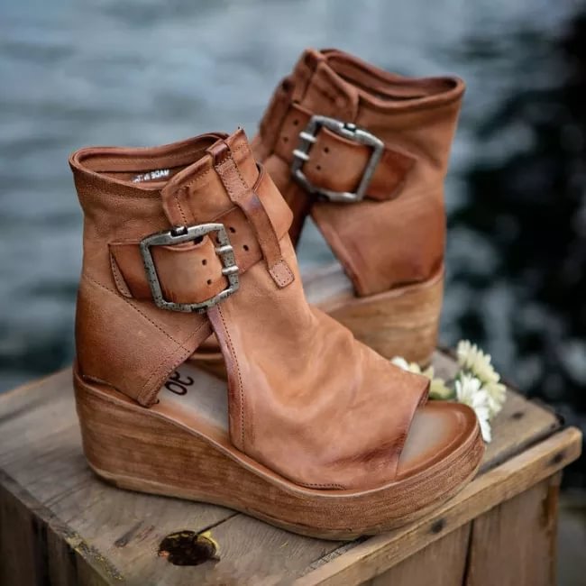 Vintage PU Buckle Wedge Sandals