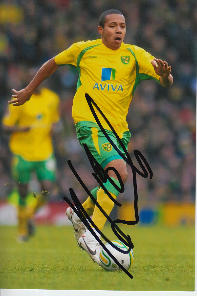 NORWICH CITY HAND SIGNED KOREY SMITH 6X4 Photo Poster painting 3.