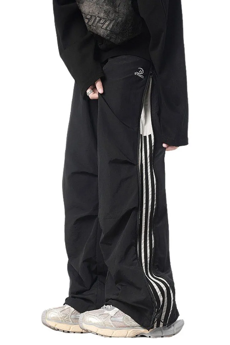 Men's Cargo Pants with Side Zipper and Pleated Detail
