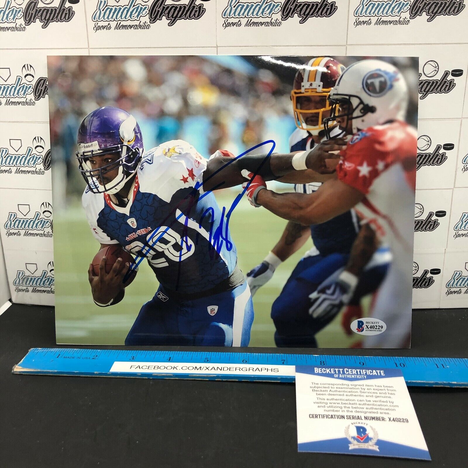 ADRIAN PETERSON PRO BOWL SIGNED AUTOGRAPHED 8X10 Photo Poster paintingGRAPH-BECKETT BAS COA