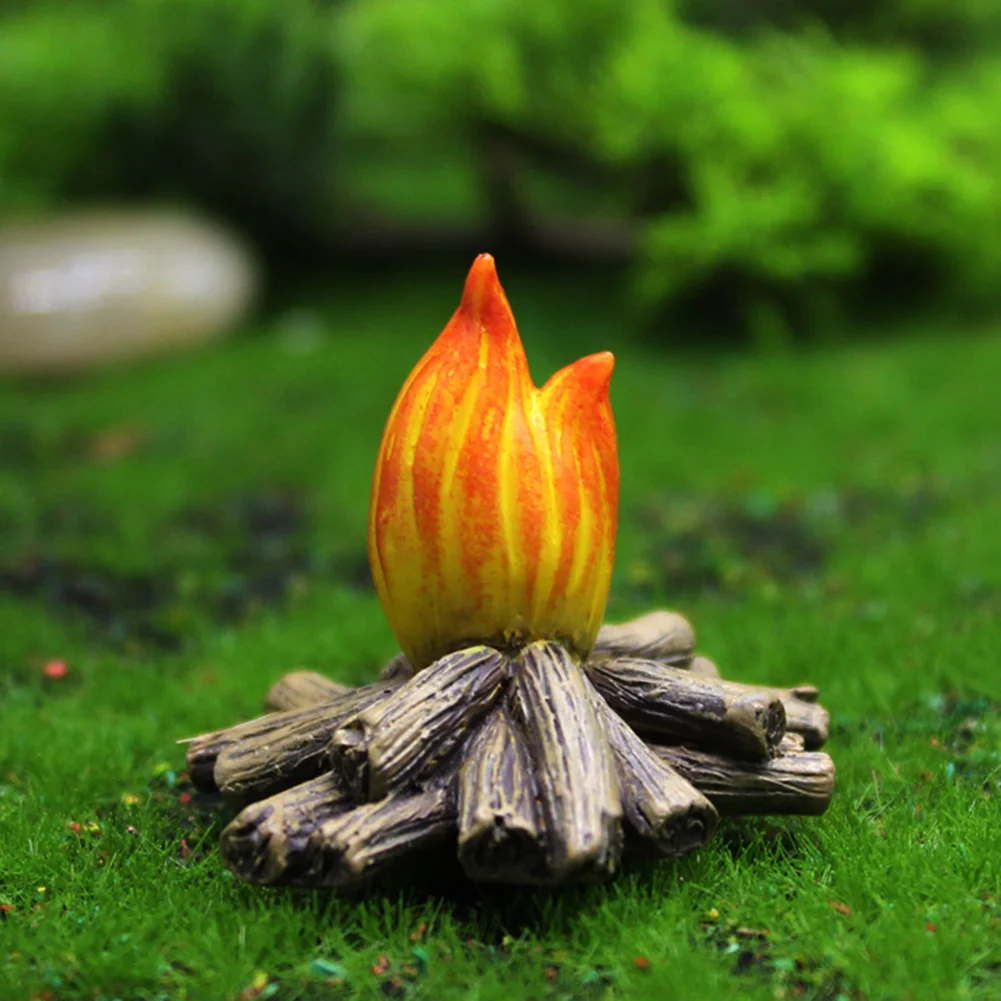 Mini Dwarf Gnome Statue Garden Ornament Resin Fairy Micro Landscape Elf (D)