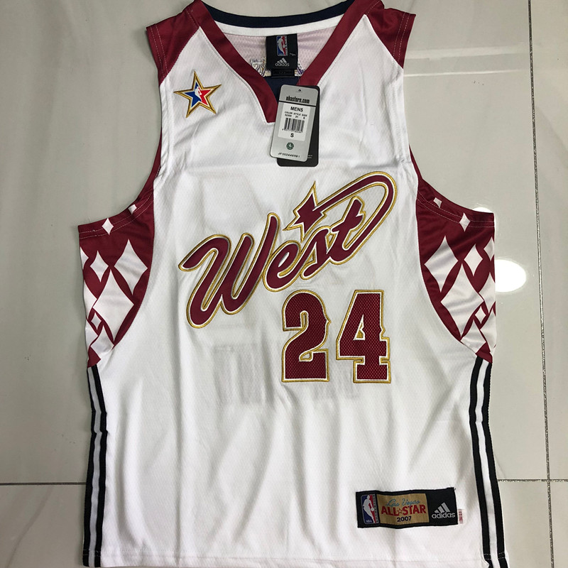 Los Angeles Lakers Bryant White 24 MN